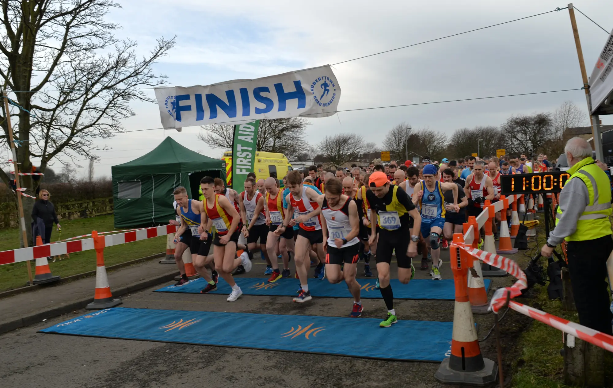 Start Liversedge Half Marathon 2019